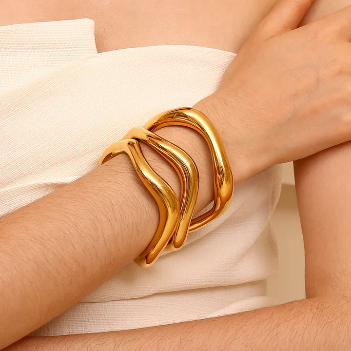 Evelyn Liquid Love Cuff